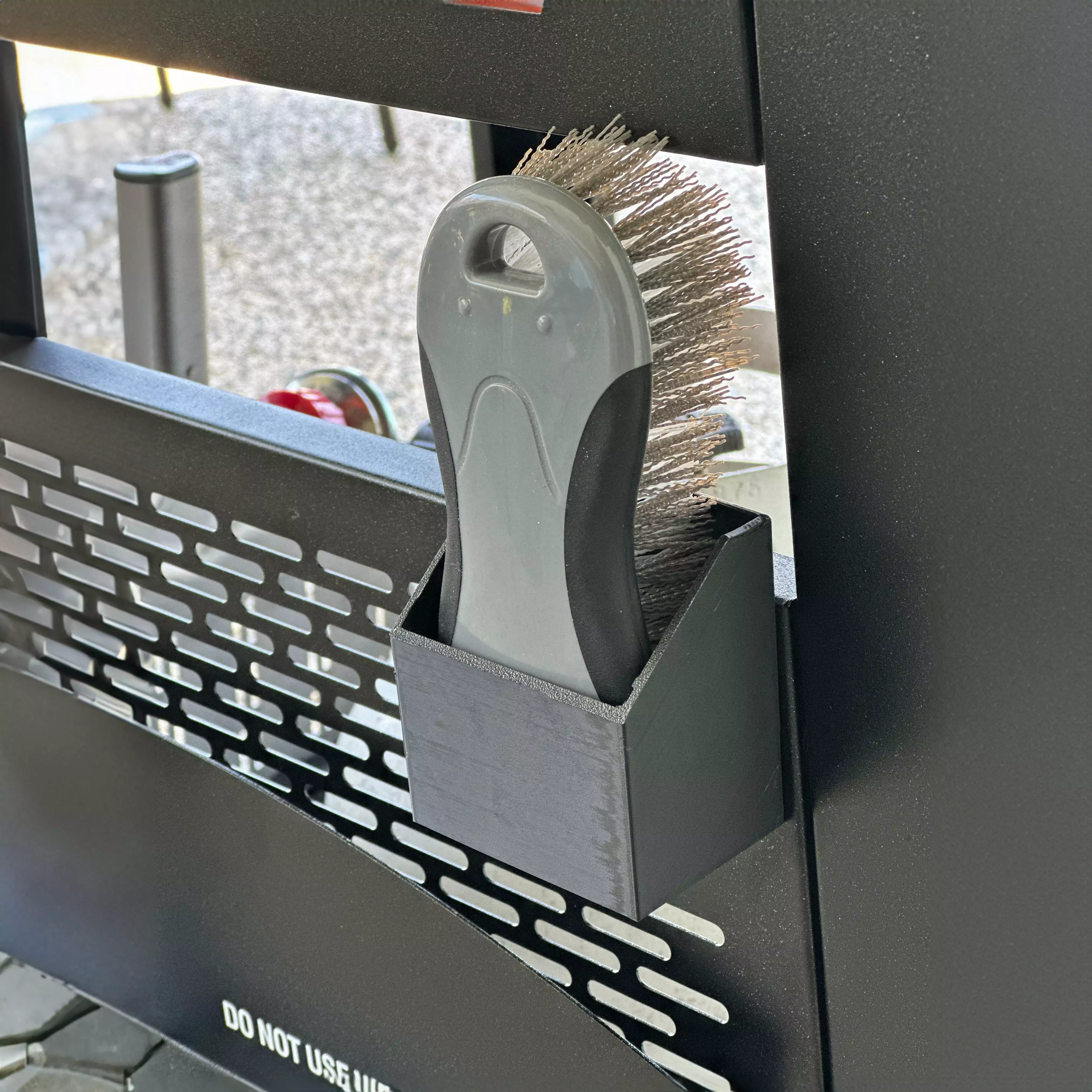 Blackstone Outdoor Propane Pizza Oven Stone Cleaning Scrub Brush Holder Tech Kramer