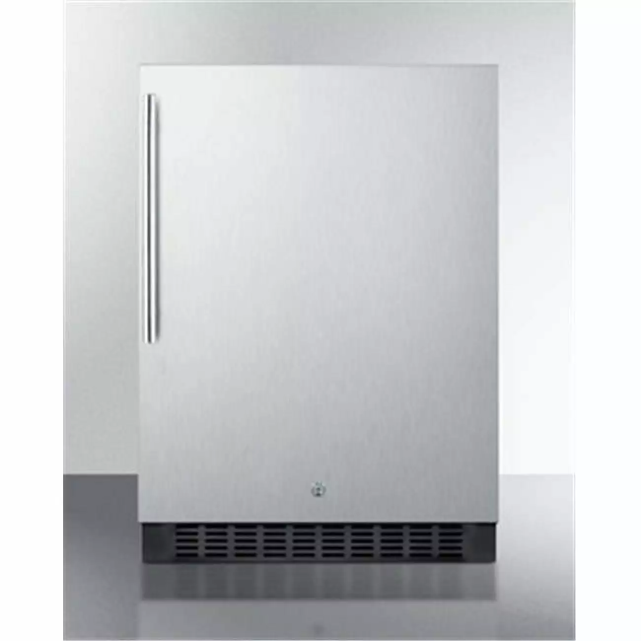 Summit 24 . Outdoor Built- All Refrigerator Lock - Digital Thermostat & Stainless Steel Summit Appliance