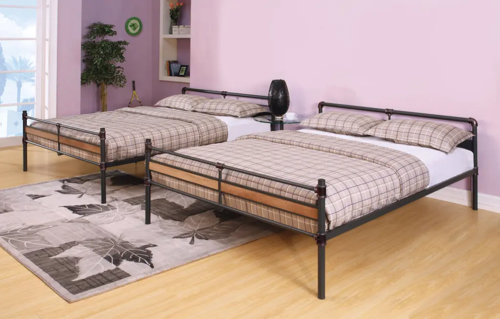 Brantley II Sandy Black Dark Bronze Hand-Brushed Bunk Bed Queen Queen Space Saving Bedroom Furniture