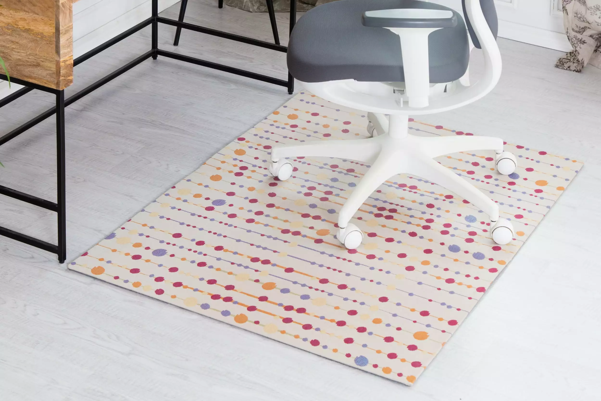 36 x 48 Del Marcos Ivory & Multi 1/4 Rug'd Chair Mat Anji Mountain