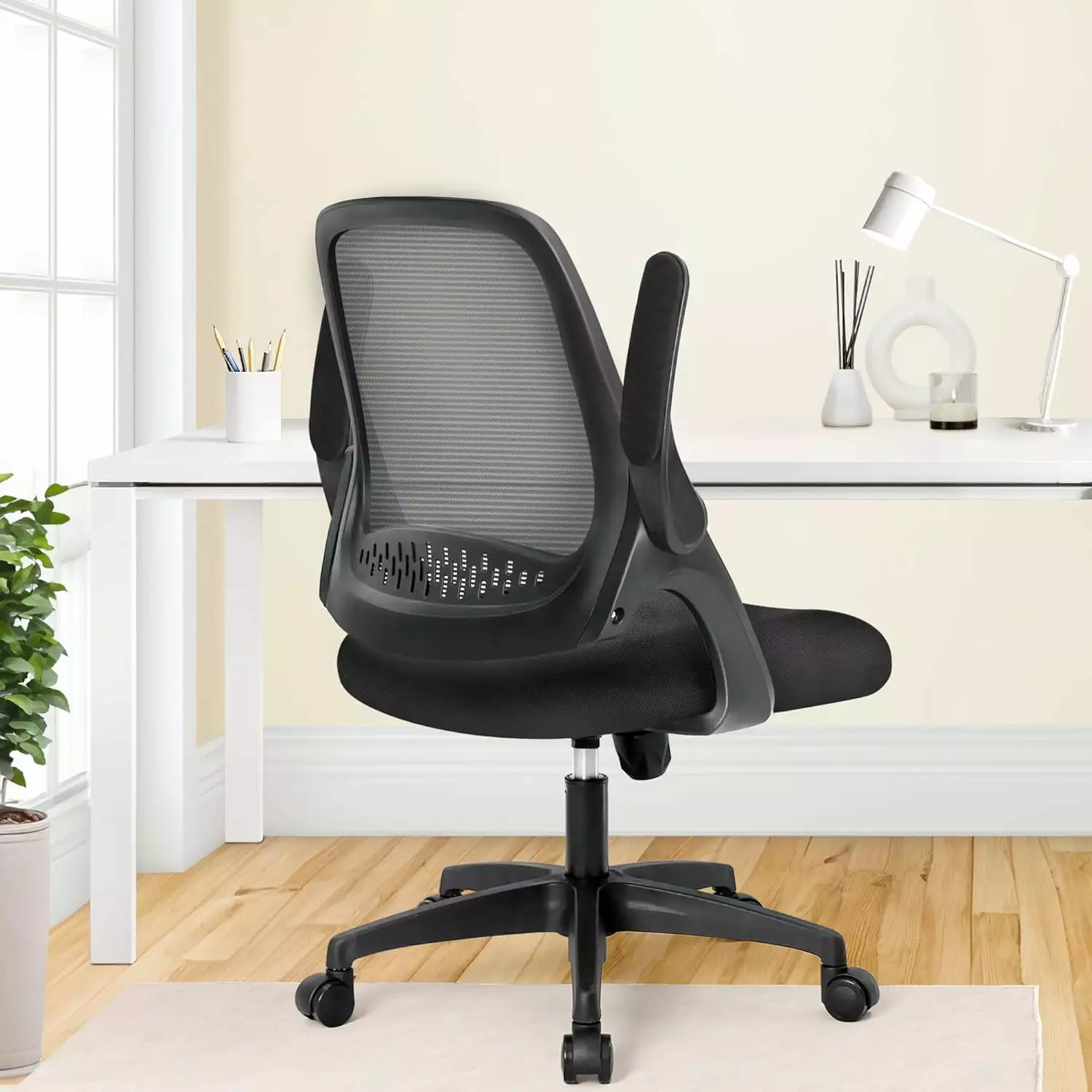 Ergonomic Mesh Office Chair Flip-Up Arms, Adjustable Swivel Computer Desk Chair Lumbar Support Home Study, Black ZKQ