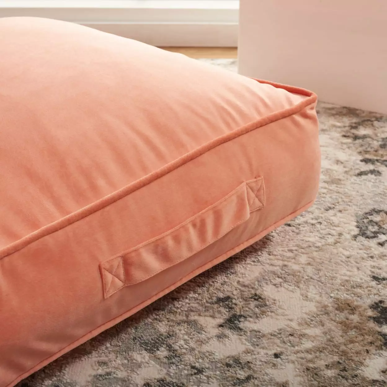 SAFAVIEH Dulcie Solid Floor Pillow 20x20 Peach Pink - Stylish Living Room Decor