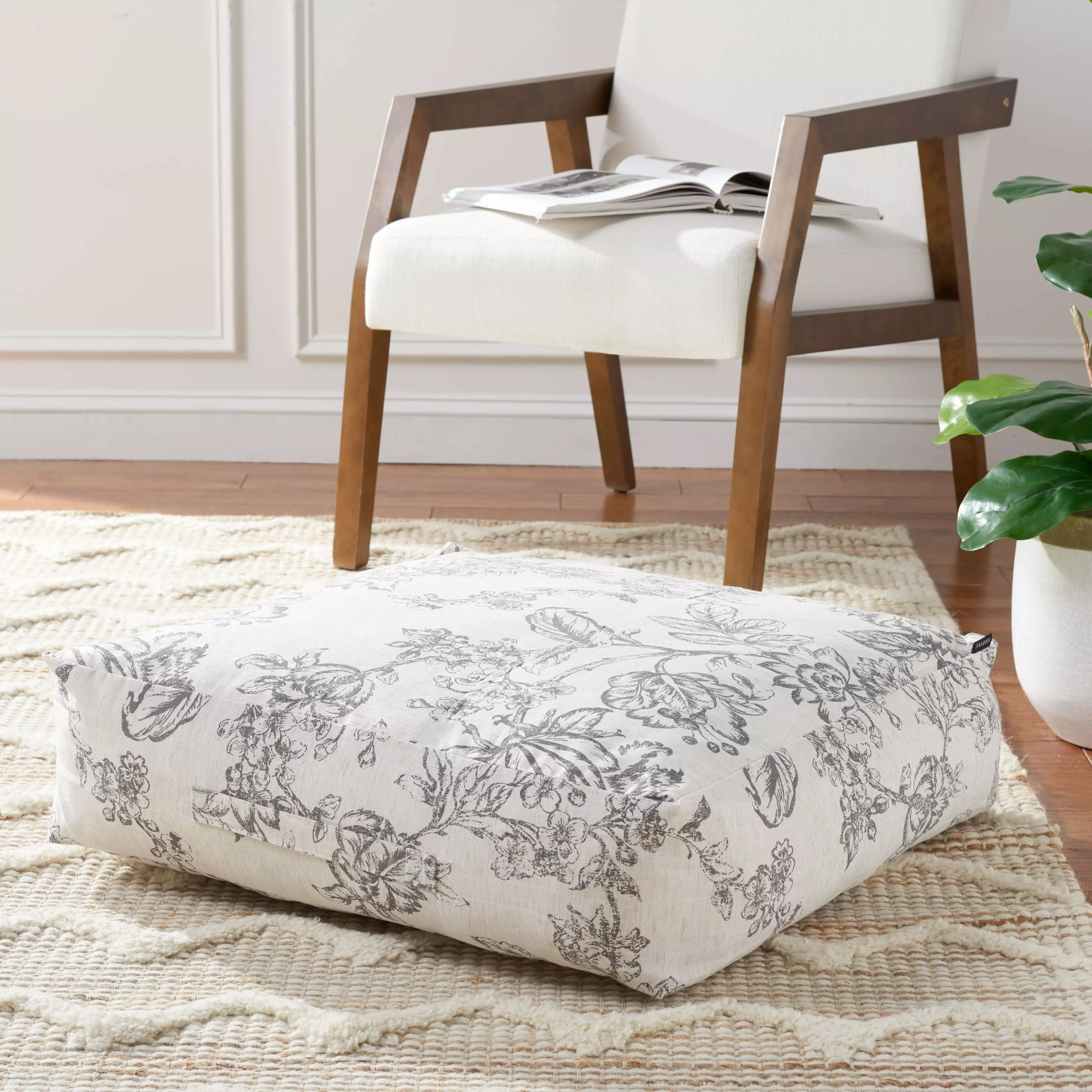 SAFAVIEH Labelle Floral Floor Pillow 25 x 25 Inches Beige Black Bohemian Home Decor