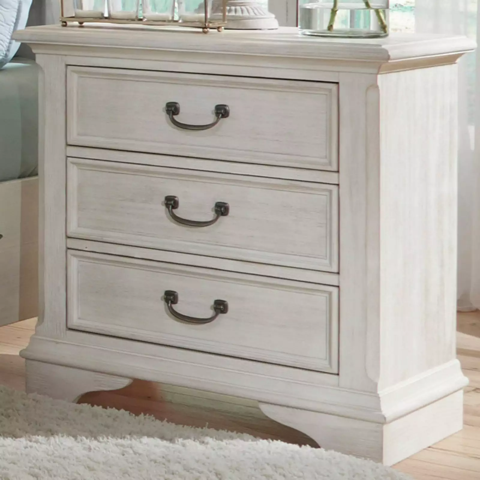 Bayside White 3 Drawer Night Stand Modern Design Liberty Furniture