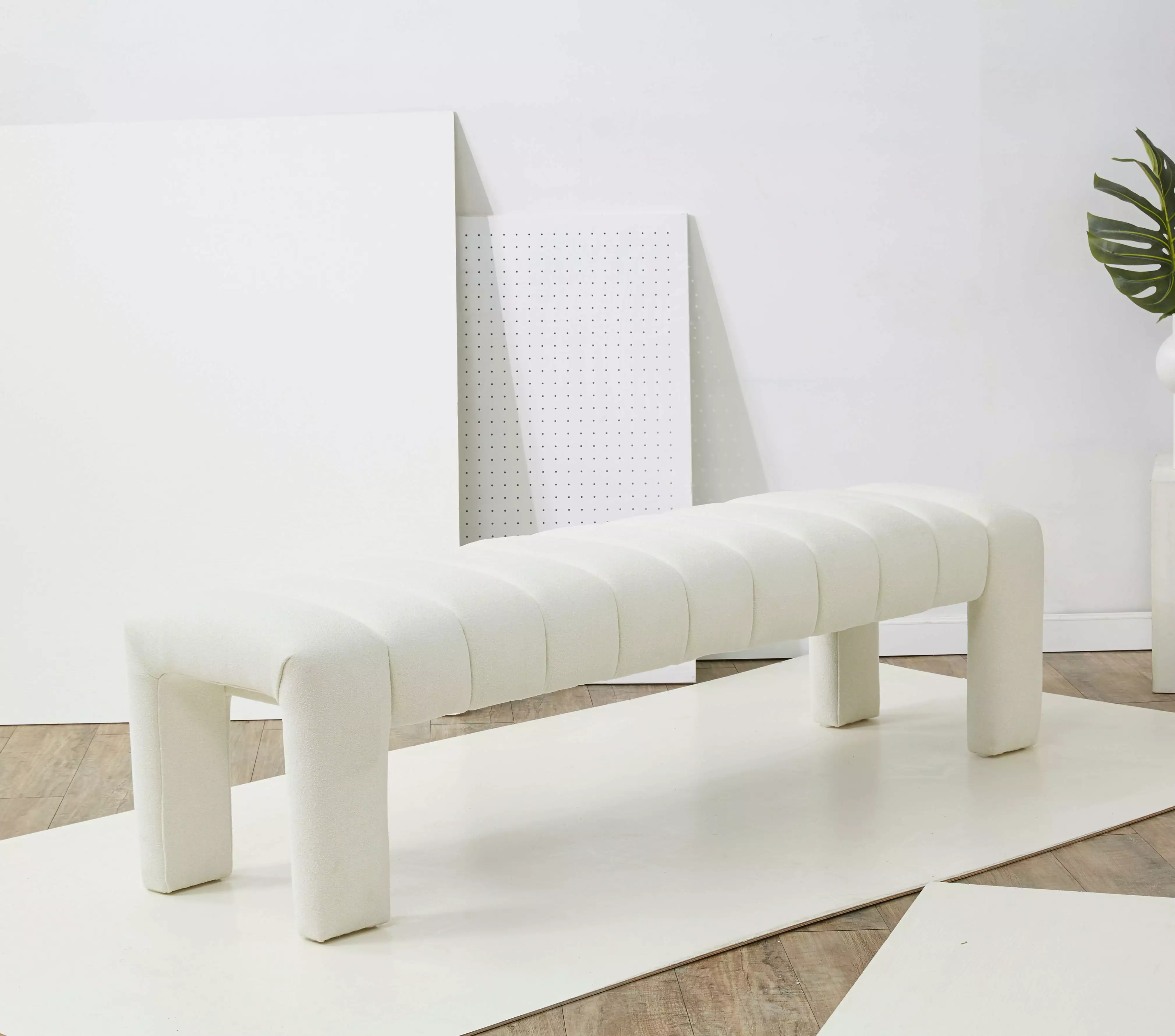 SAFAVIEH Couture Bellisima Solid Tufted Boucle Modern Bench Ivory Color Benches