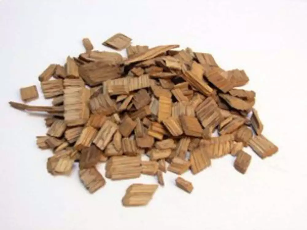 French Toasted Oak Chips 4 oz Smoking and Flavoring Midwest Supplies